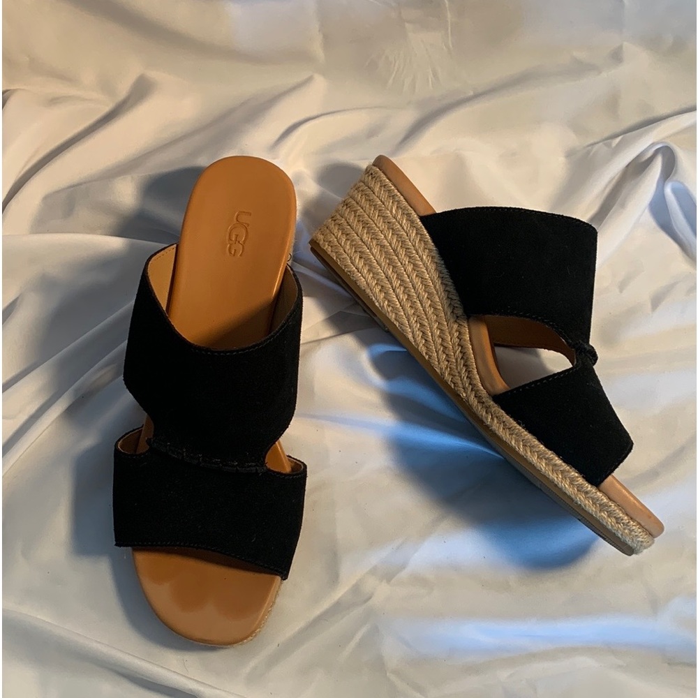 UGG Wedge Sandals 👡 - Picture 1 of 5